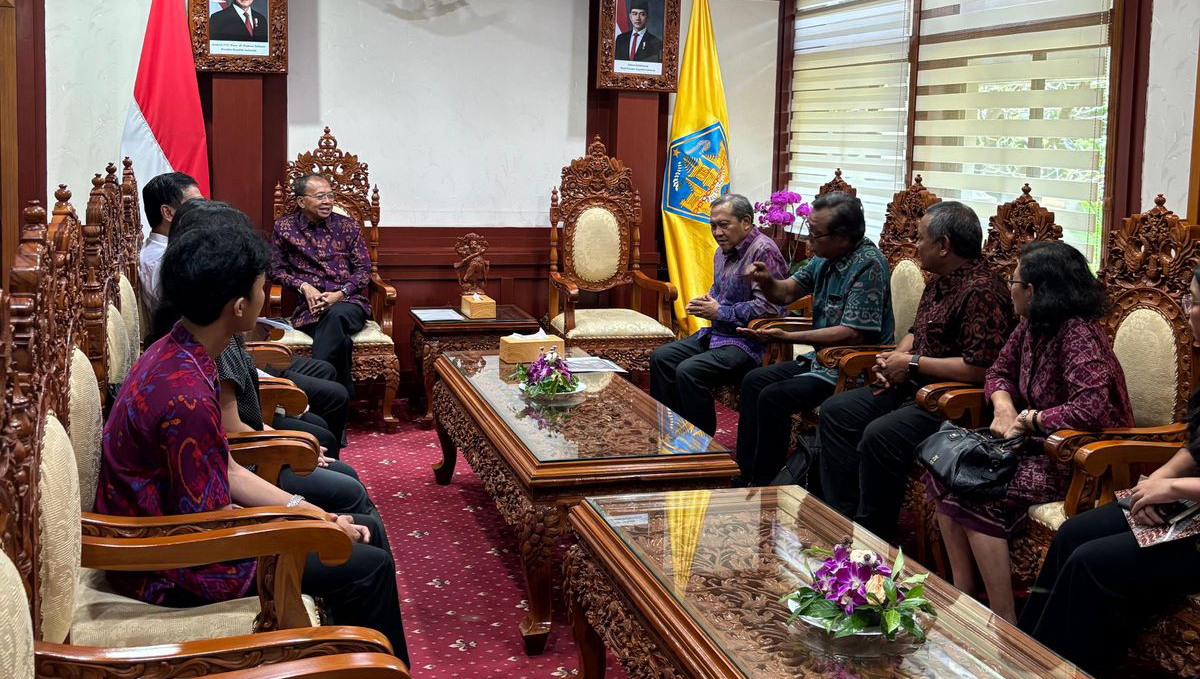 GHBC 2026 Organizers and BaliCEB representatives with Bali Governor Dr. Wayan Koster